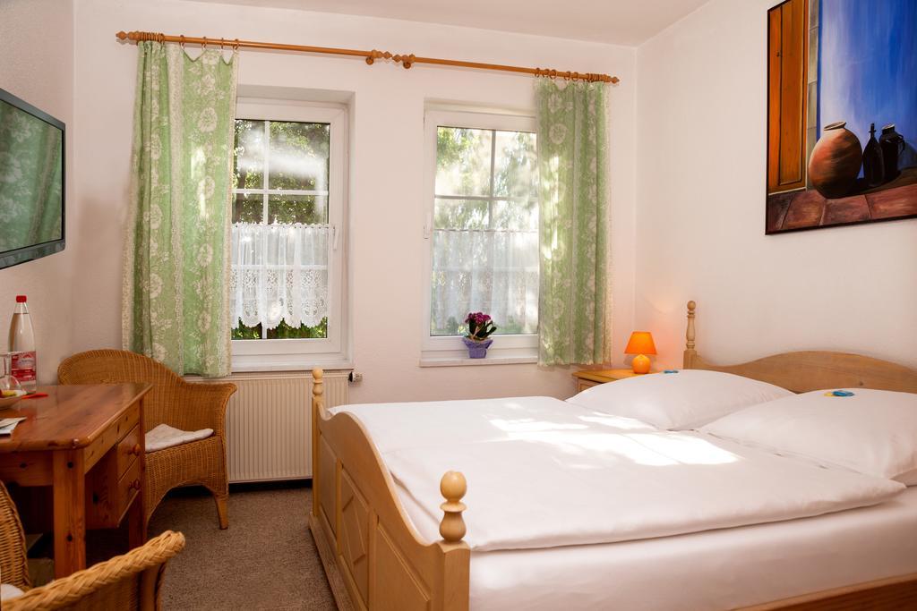 Pension Altstadt Borna Exterior foto